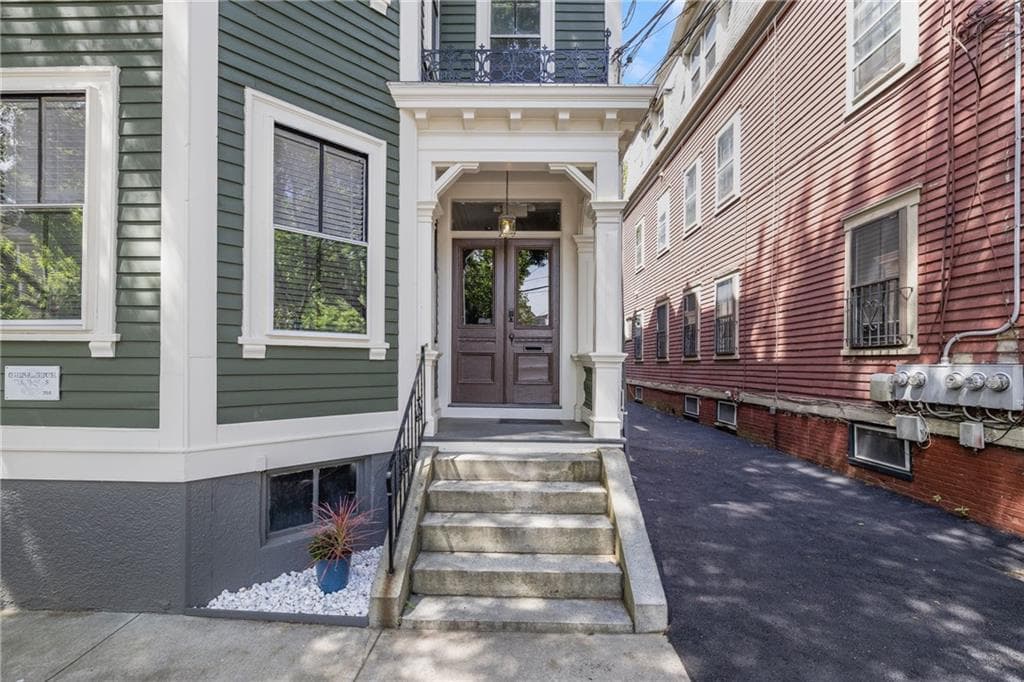 43 Chapin Avenue UNIT 4