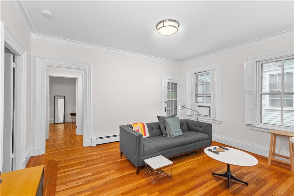 135 Williams Street UNIT 2 photo 6