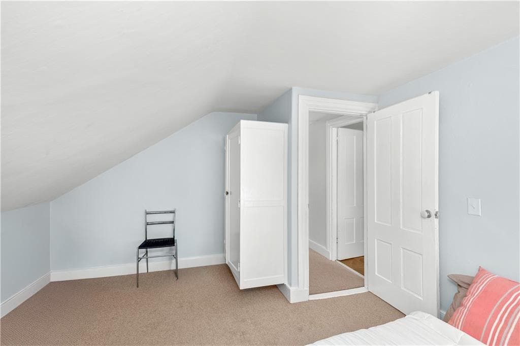 135 Williams Street UNIT 2 photo 22