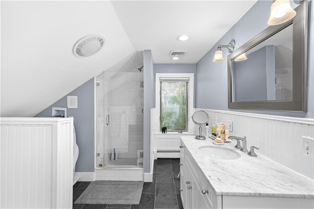 135 Williams Street UNIT 2 photo 18
