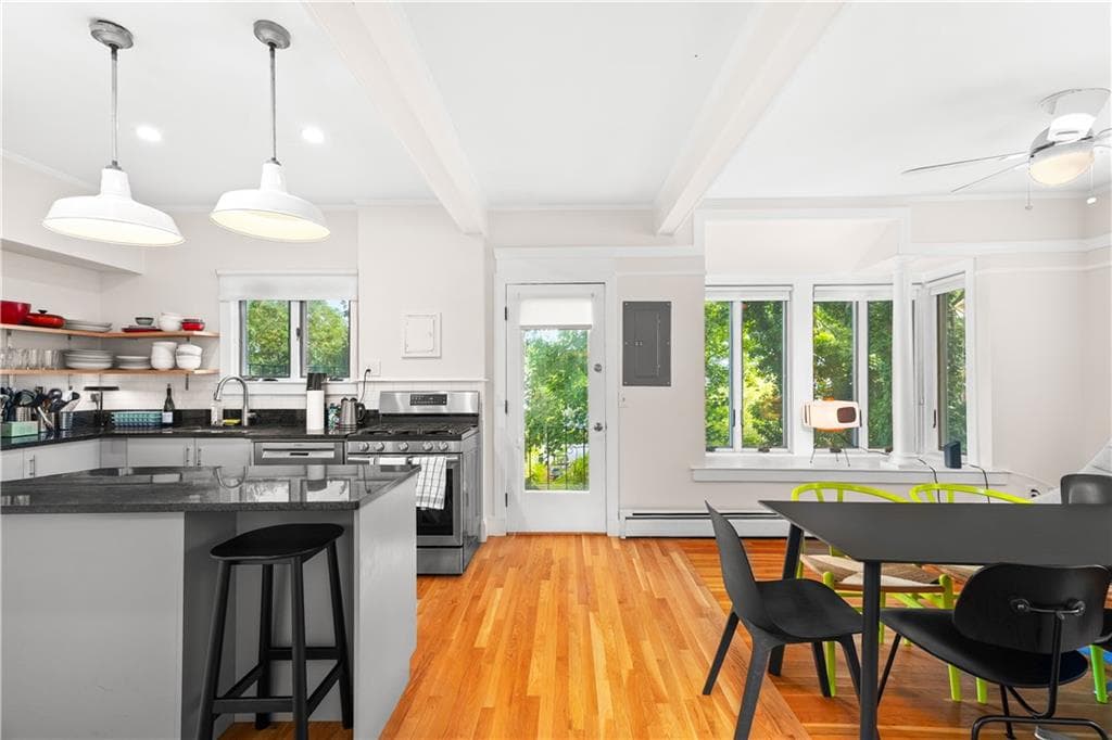 135 Williams Street UNIT 2 photo 8