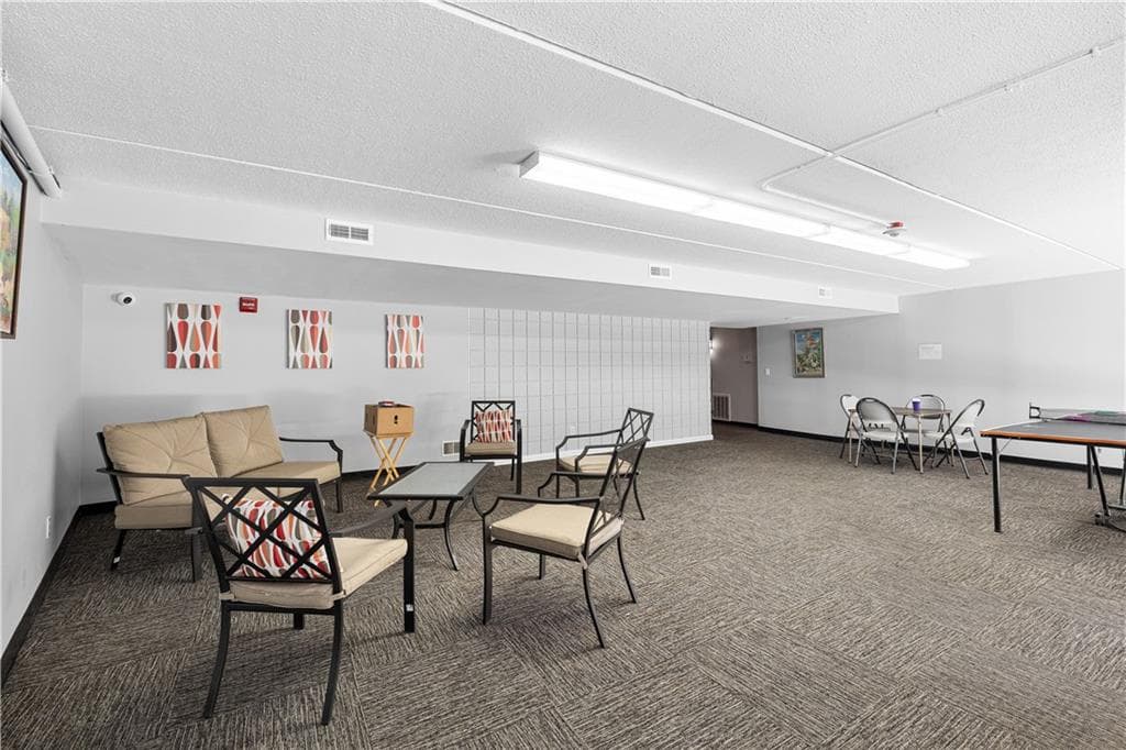 650 East Greenwich Avenue UNIT 6-204 photo 27