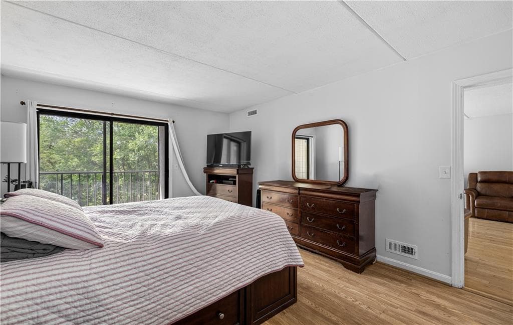 650 East Greenwich Avenue UNIT 6-204 photo 13