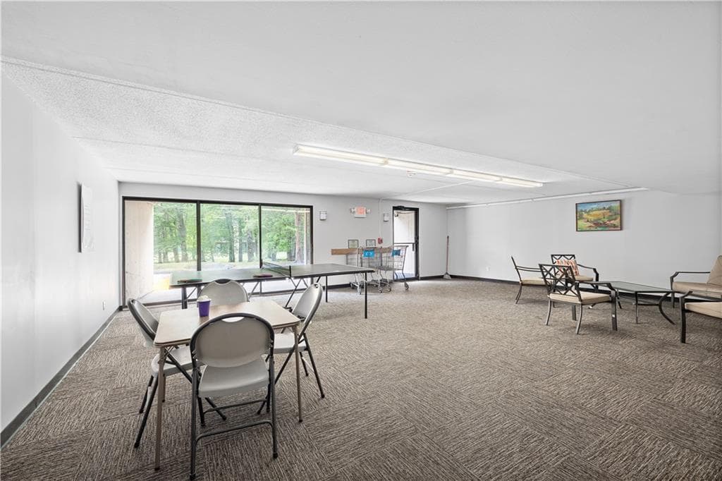650 East Greenwich Avenue UNIT 6-204 photo 26