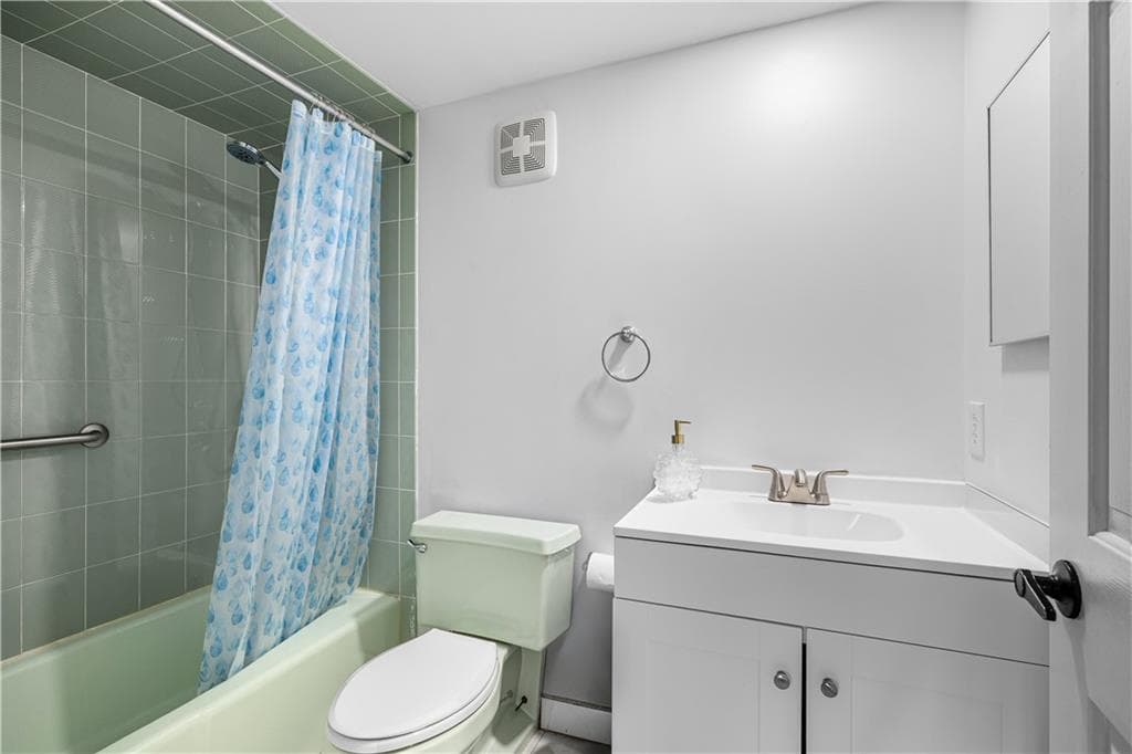 650 East Greenwich Avenue UNIT 6-204 photo 20