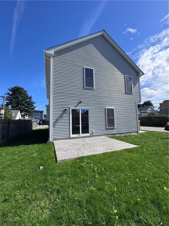 Single Family Residence at 160 Fifth Avenue, Woonsocket, photo 25 of 25