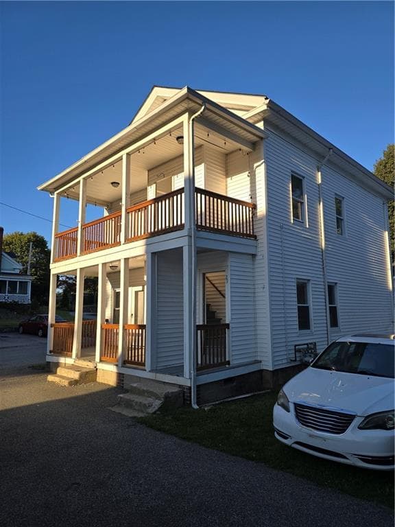 Multi Family at 27 Centre Street, West Warwick, photo 4 of 26