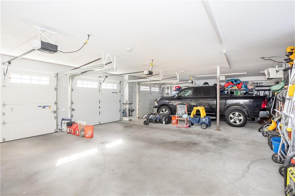 176 Heidi Drive photo 45