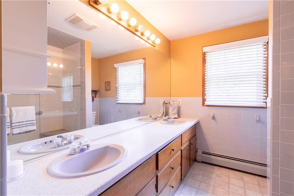 9 Kathleen Drive photo 24