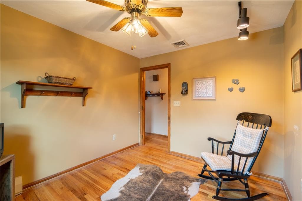 9 Kathleen Drive photo 33