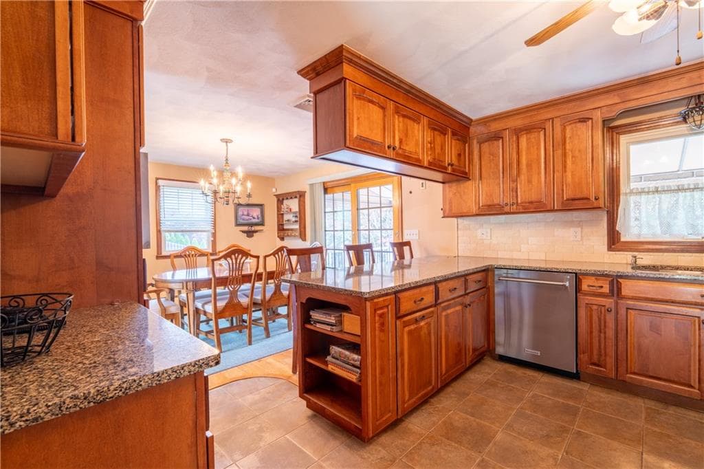 9 Kathleen Drive photo 21