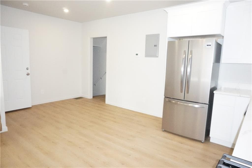 37 Cyr Street photo 8