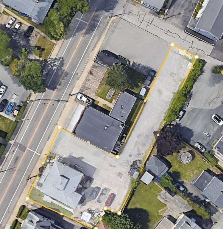 681 Providence Street photo 2