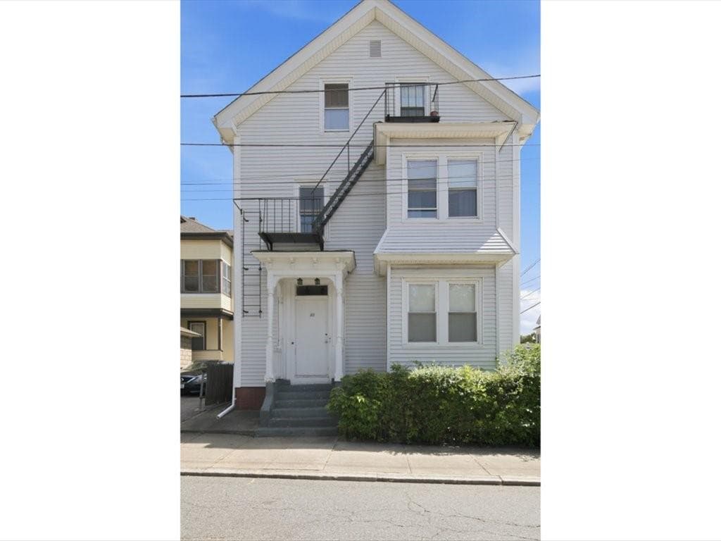 33 Opper Street
