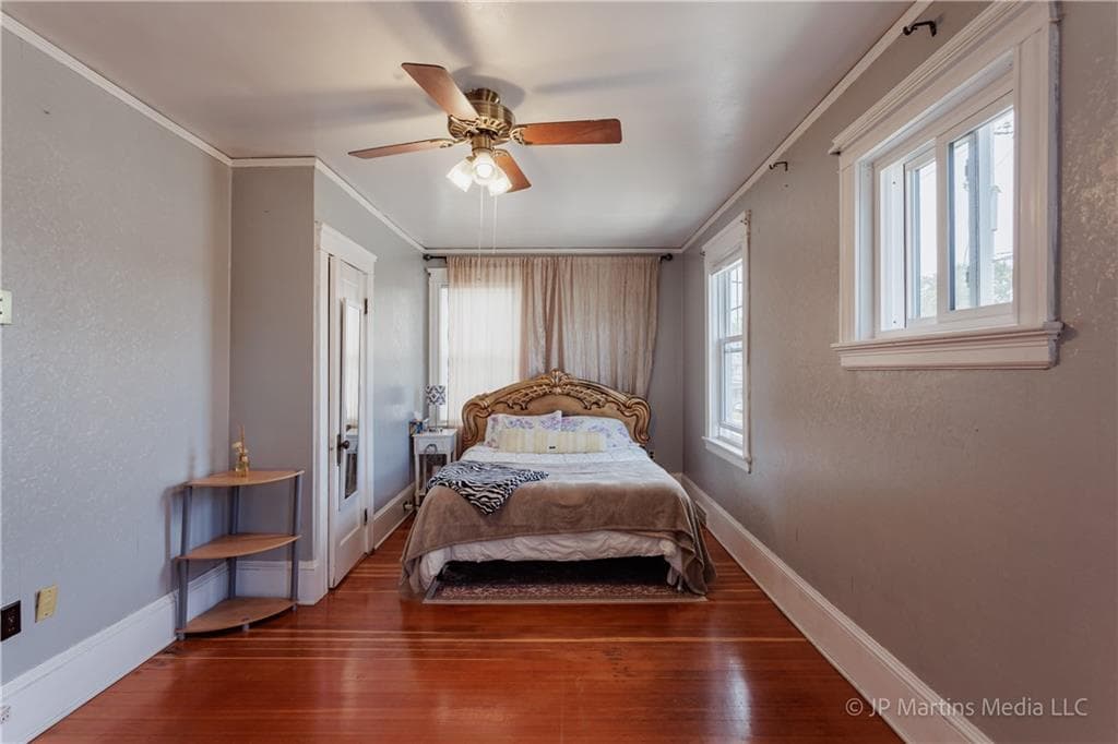 146 Garden Street photo 23