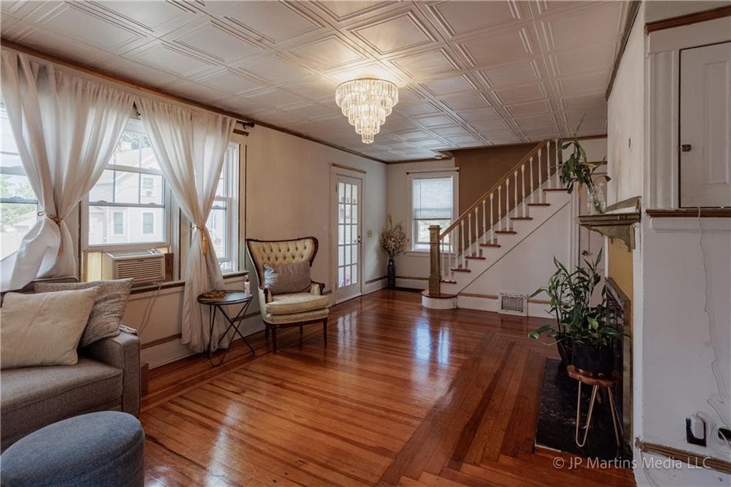 146 Garden Street photo 6