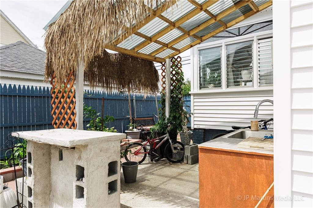 146 Garden Street photo 42