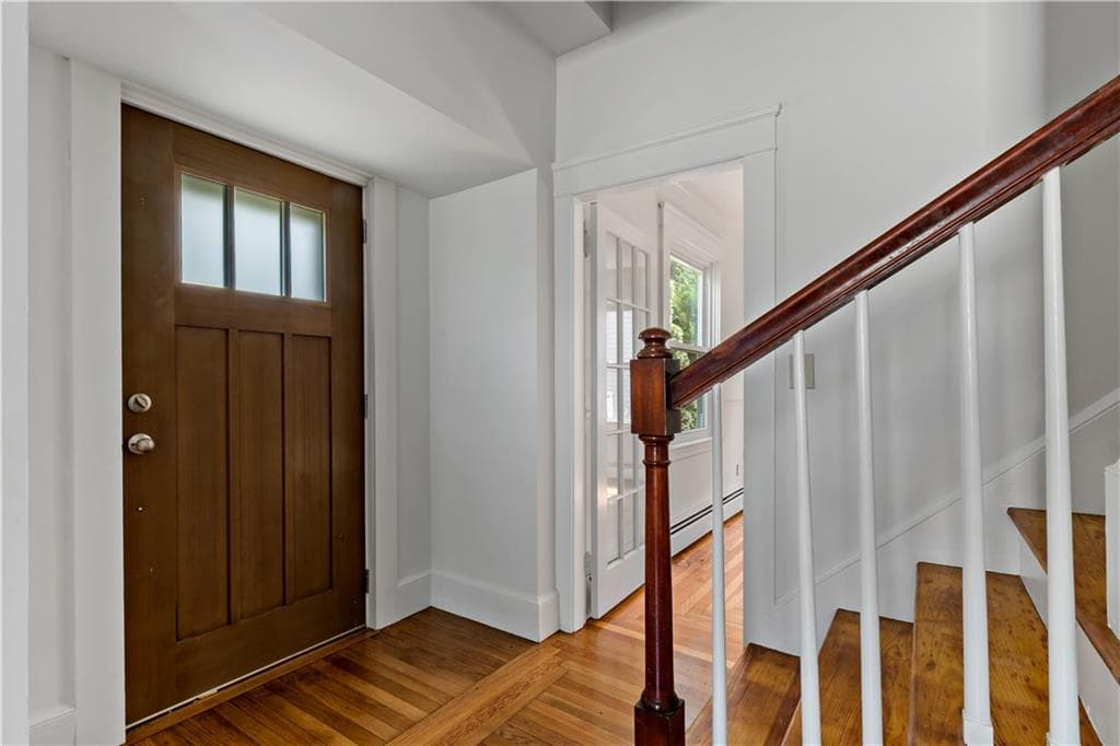 Single Family Residence at 1217 Hope Street, Bristol, photo 16 of 41