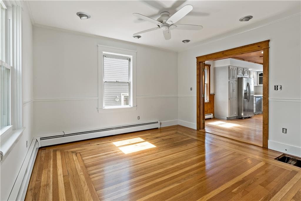 Single Family Residence at 1217 Hope Street, Bristol, photo 9 of 41