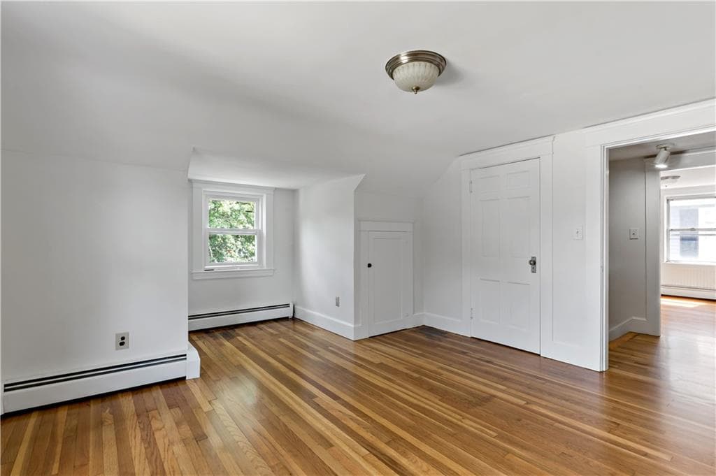 Single Family Residence at 1217 Hope Street, Bristol, photo 24 of 41