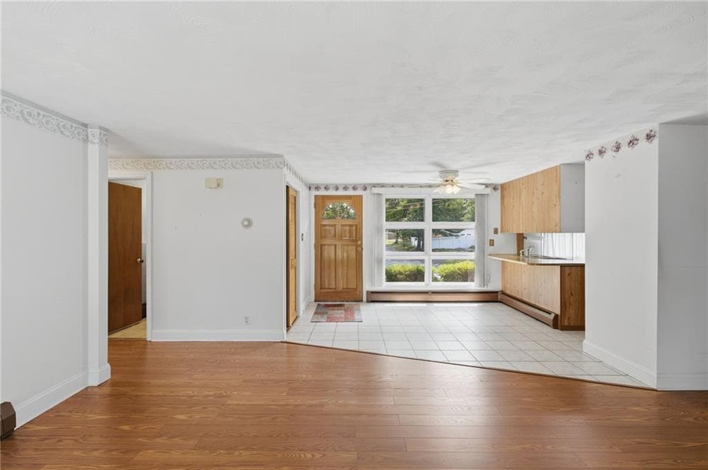 124 Chatworth Avenue photo 5