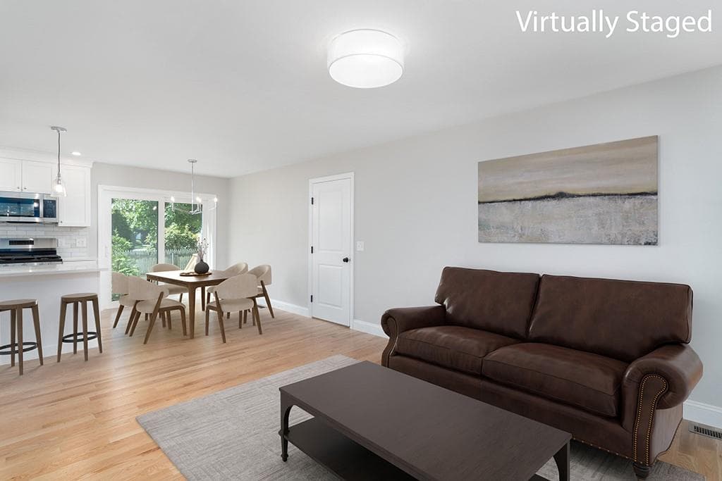 81 Cadora Avenue photo 8