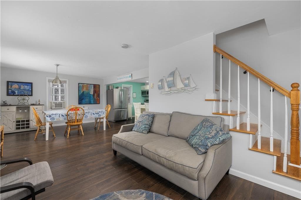 14 Stanton Avenue photo 7