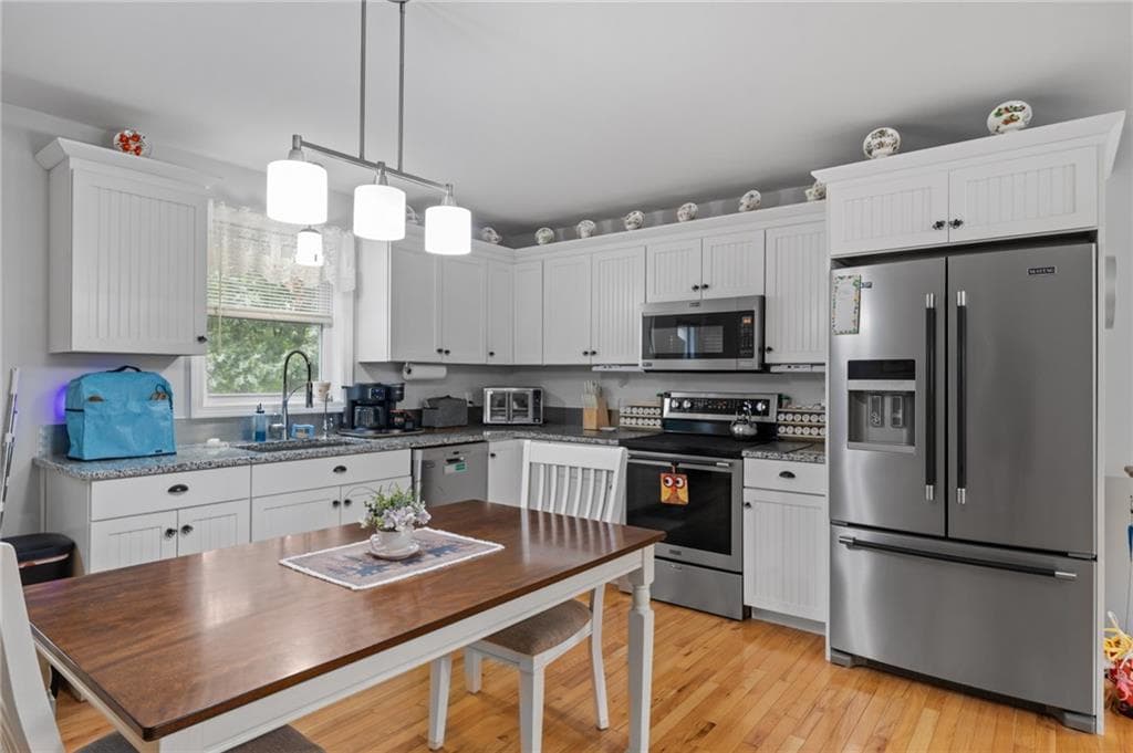 30 FIELDSTONE Way photo 31