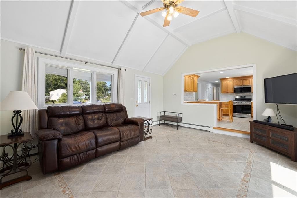 68 Wisteria Drive photo 6