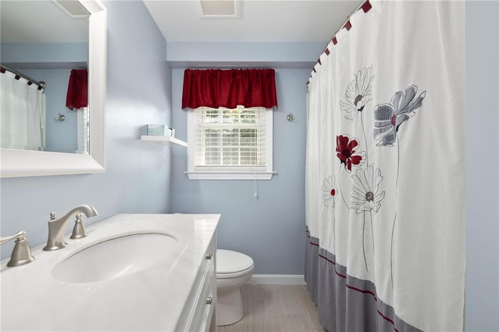 68 Wisteria Drive photo 11
