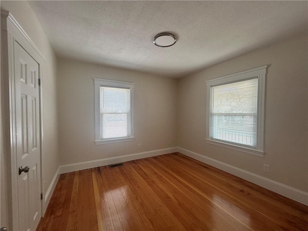 76 Rosella Avenue photo 12