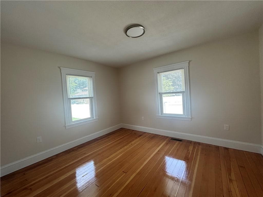 76 Rosella Avenue photo 11
