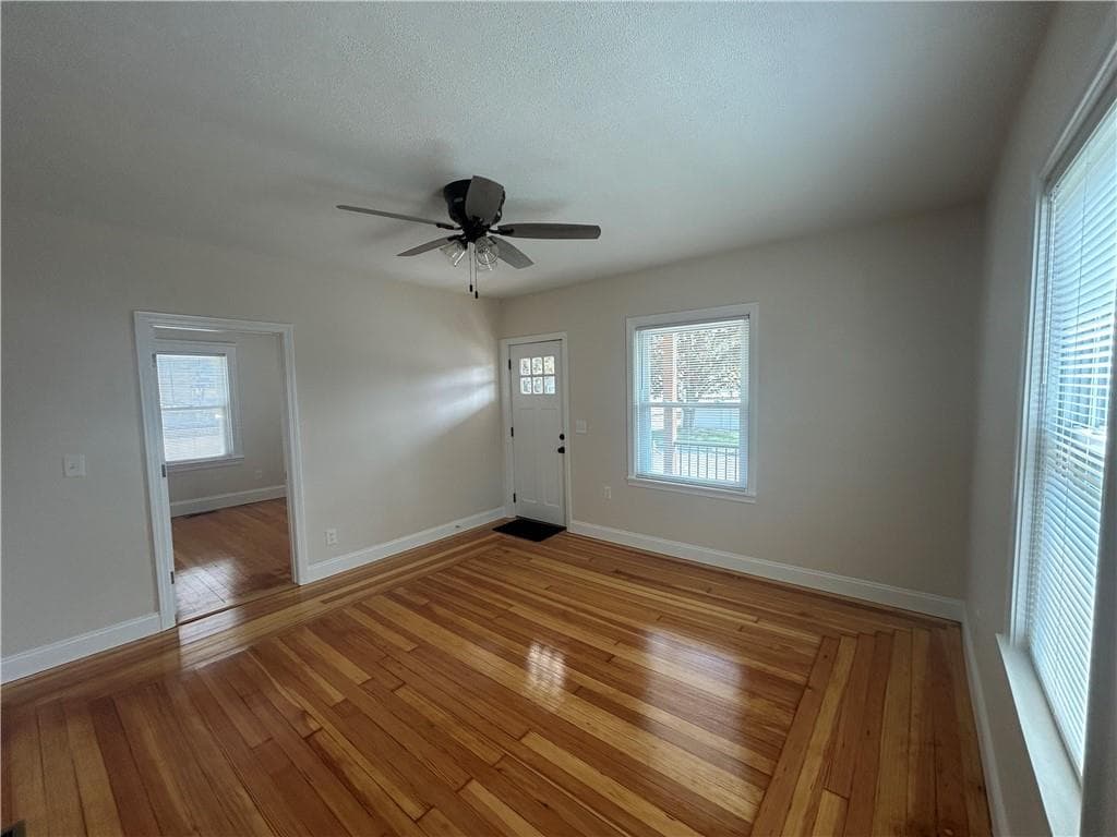 76 Rosella Avenue photo 8