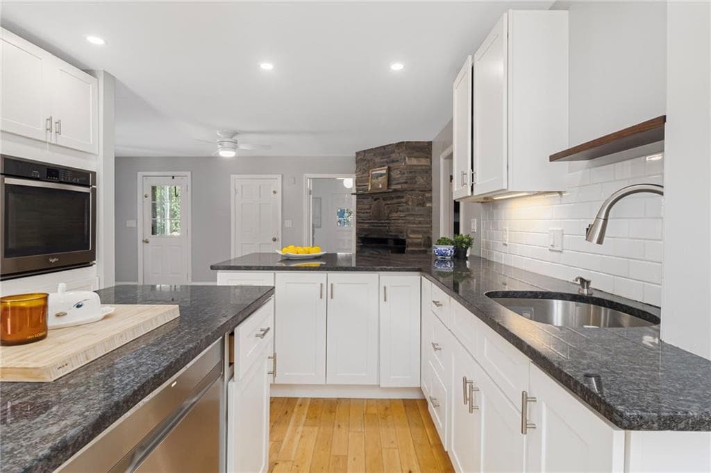 248 New Meadow Road photo 4