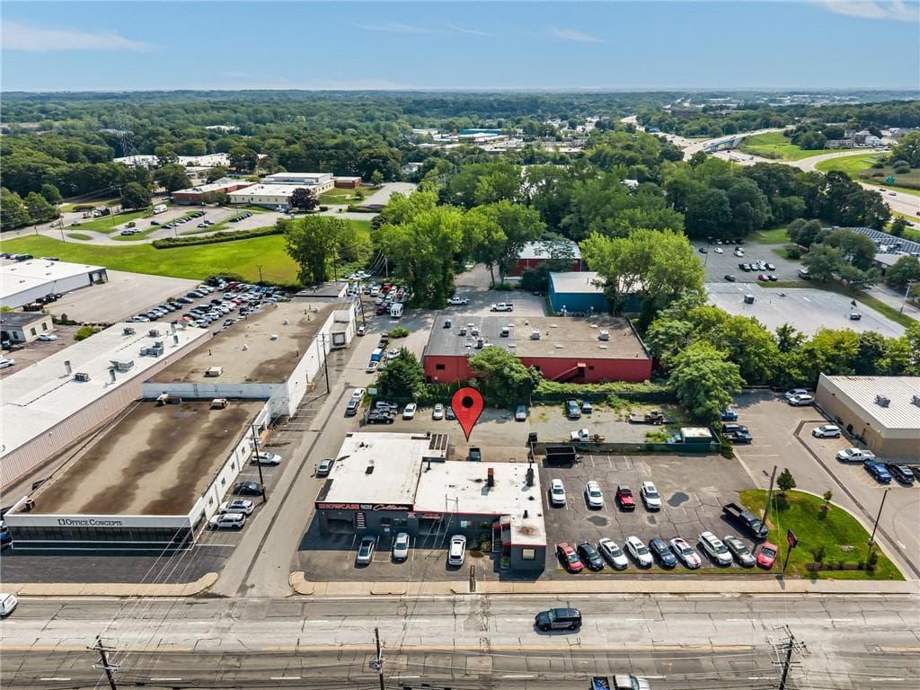 Business at 2258 Pawtucket Avenue, East Providence, photo 6 of 50