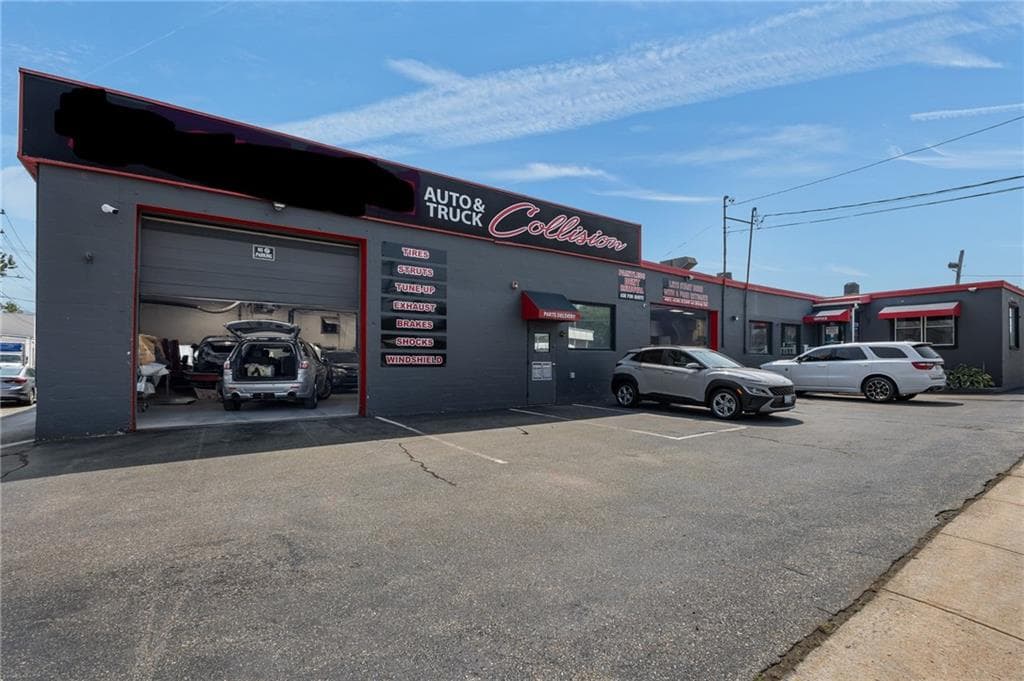 Business at 2258 Pawtucket Avenue, East Providence, photo 17 of 50