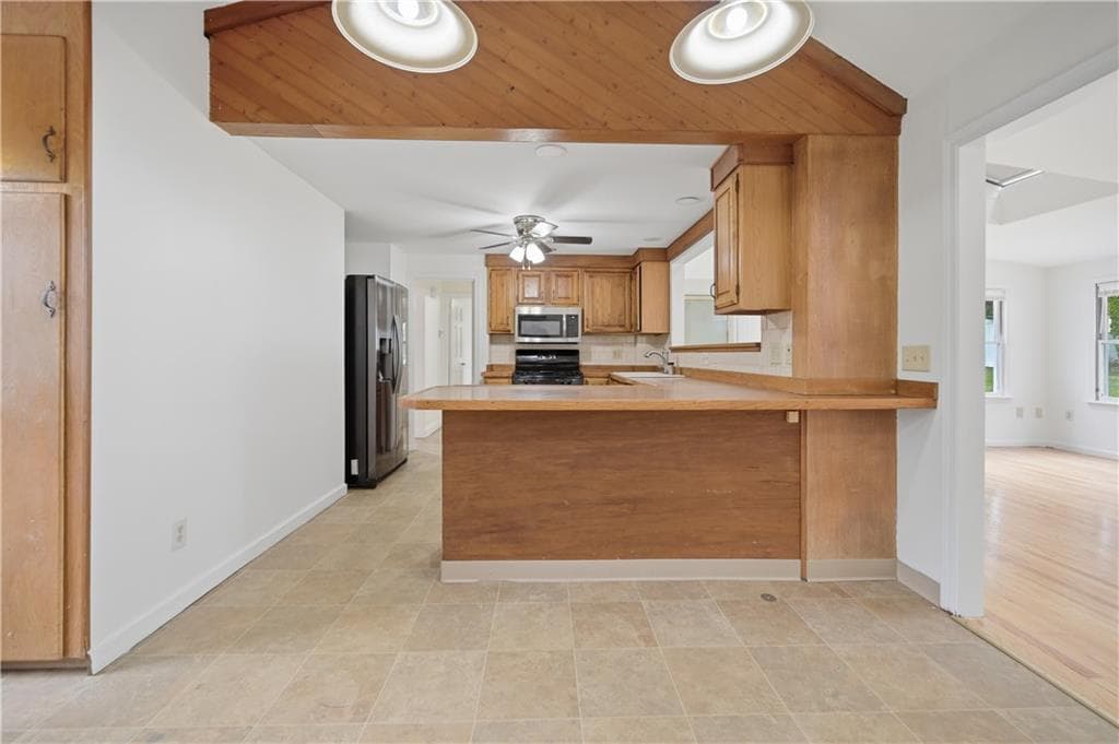 35 Franconia Drive photo 7