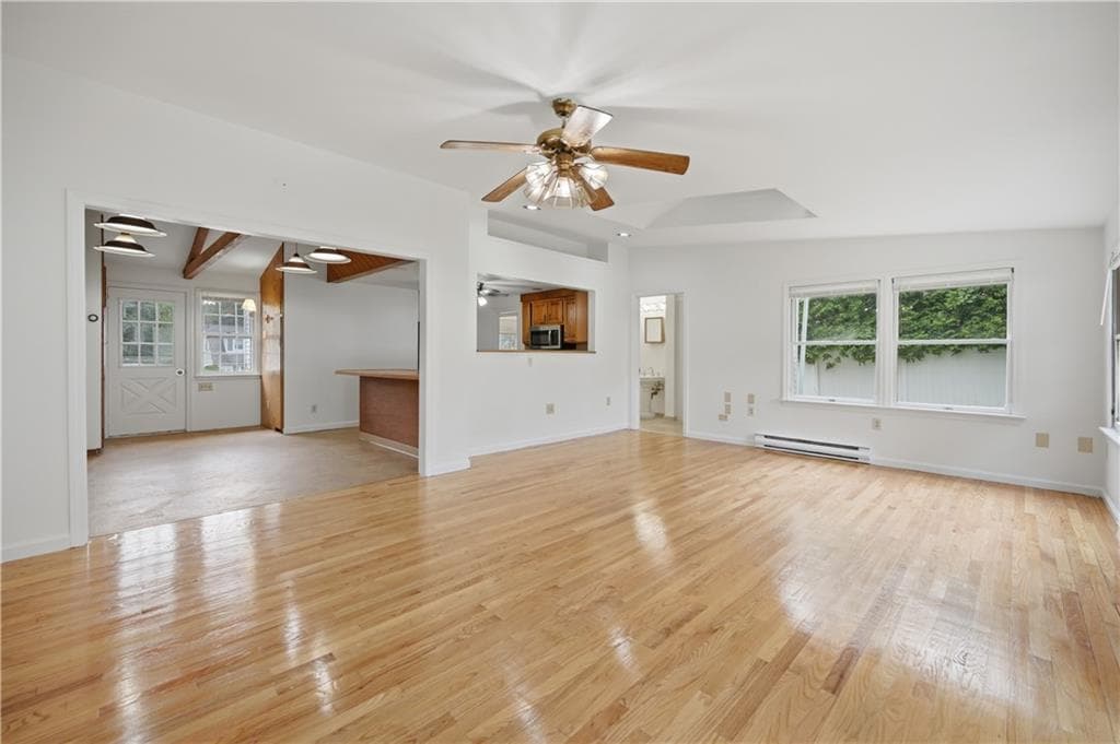 35 Franconia Drive photo 9