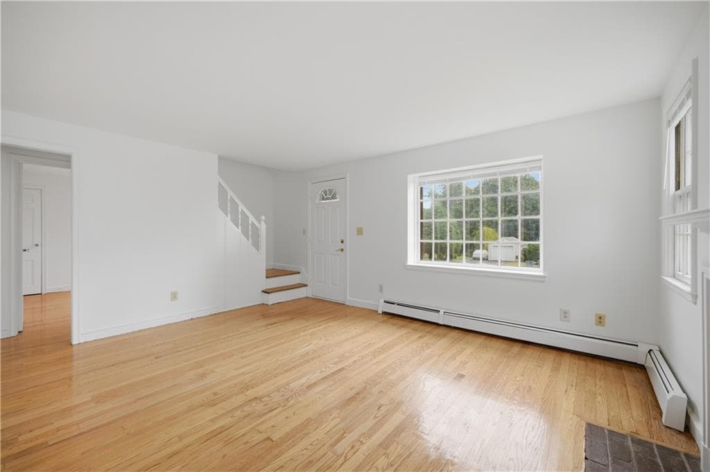 35 Franconia Drive photo 15