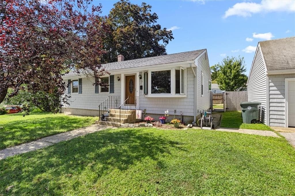 7 Sherwood Avenue photo 3