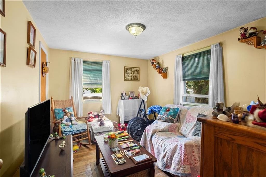 7 Sherwood Avenue photo 18