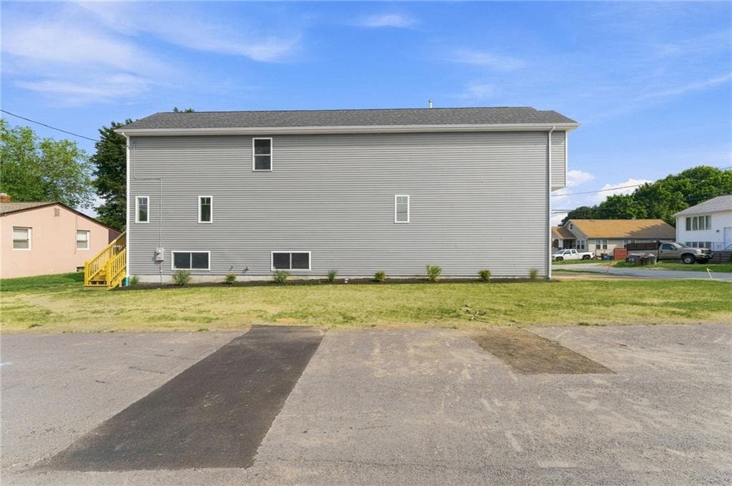 67 Harding Avenue photo 23