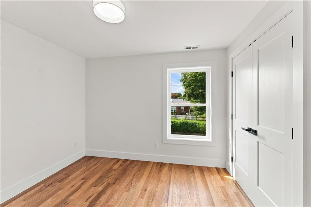 67 Harding Avenue photo 14