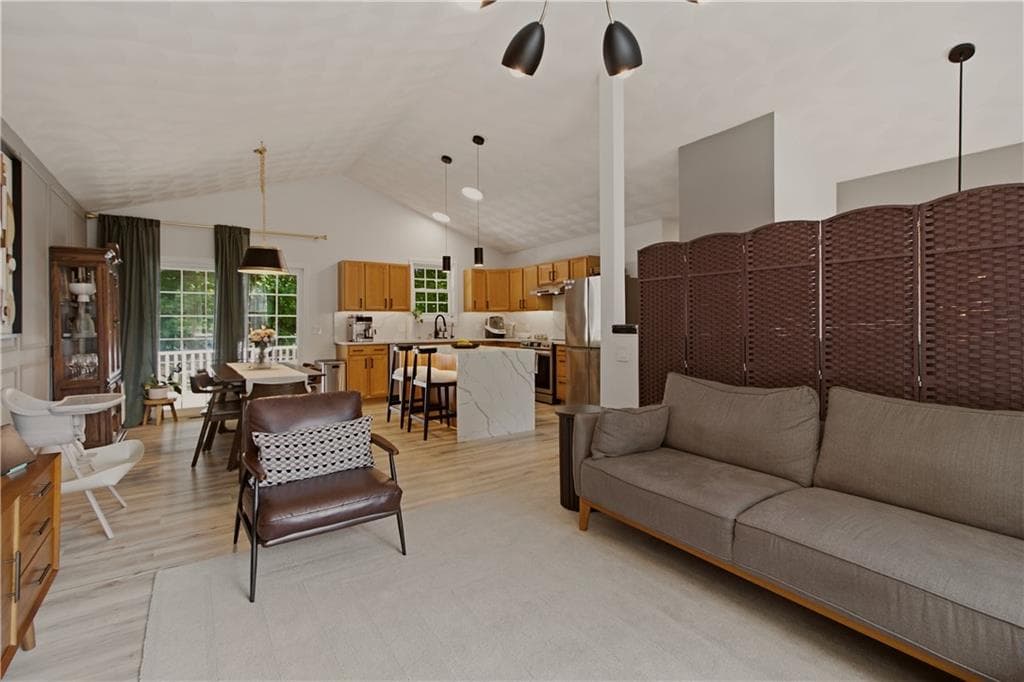 Single Family Residence at 37 Gem Street, North Providence, photo 13 of 41