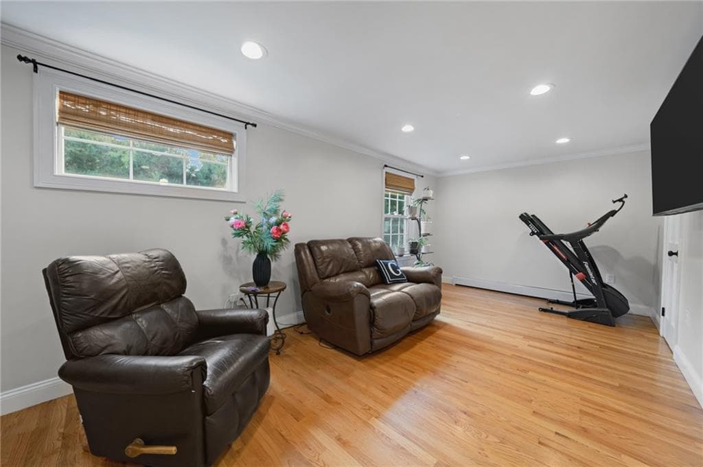 58 Sherman Avenue photo 16