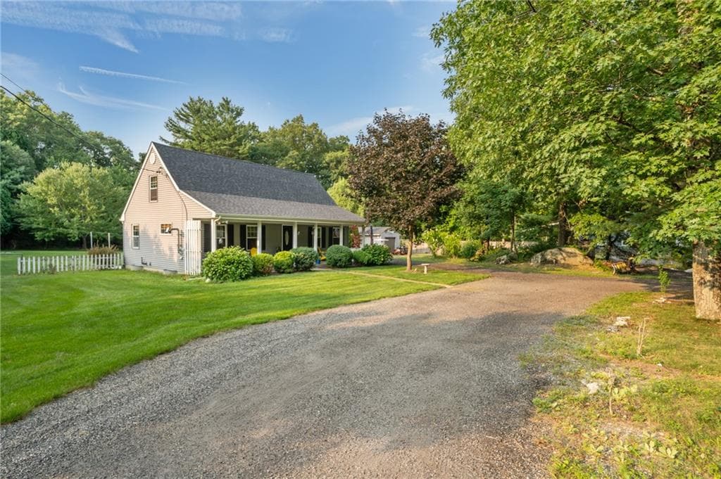 58 Sherman Avenue photo 32