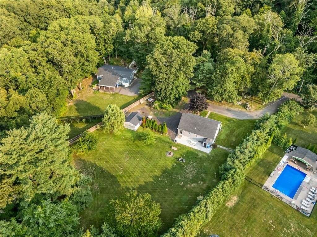 58 Sherman Avenue photo 34
