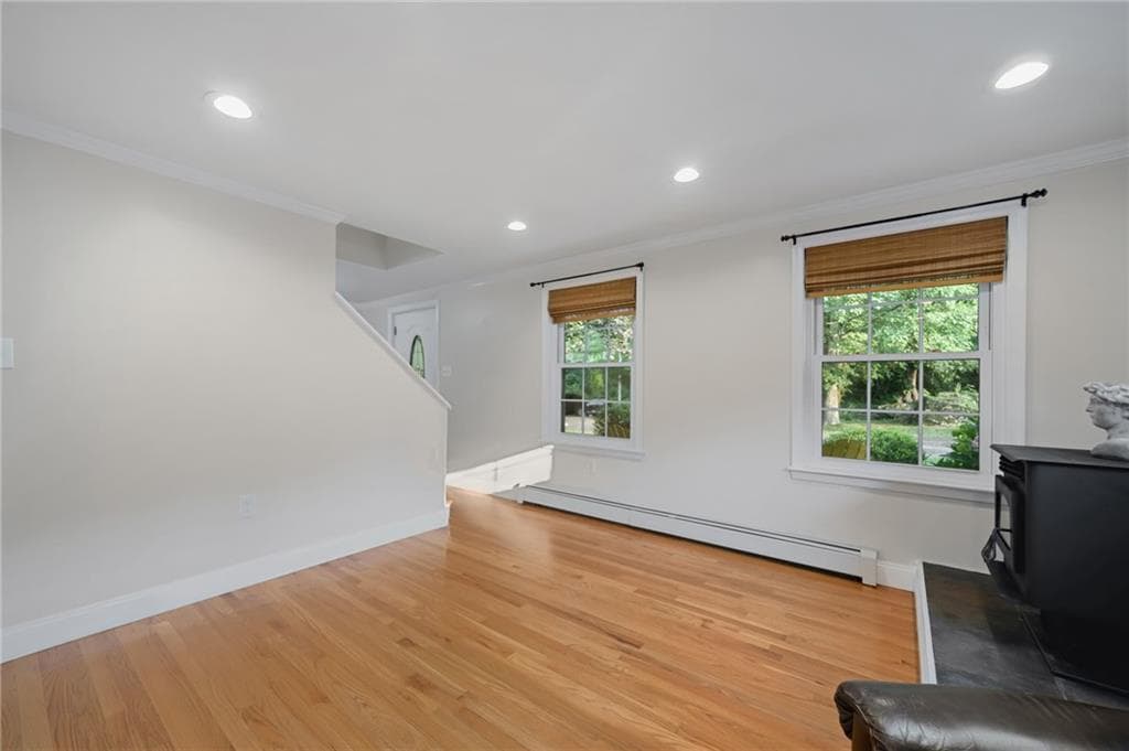 58 Sherman Avenue photo 18