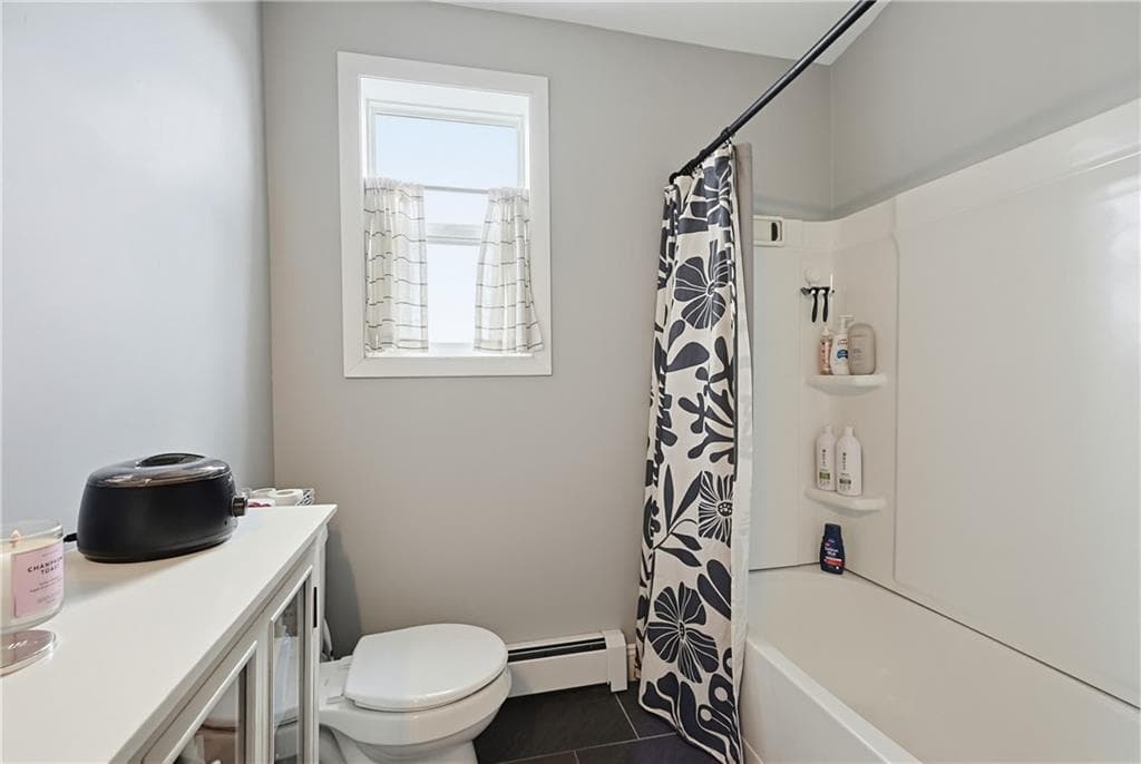 49 61 Emanuel Street photo 28