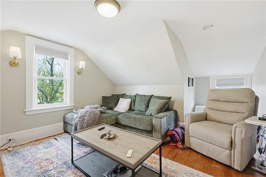 49 61 Emanuel Street photo 15
